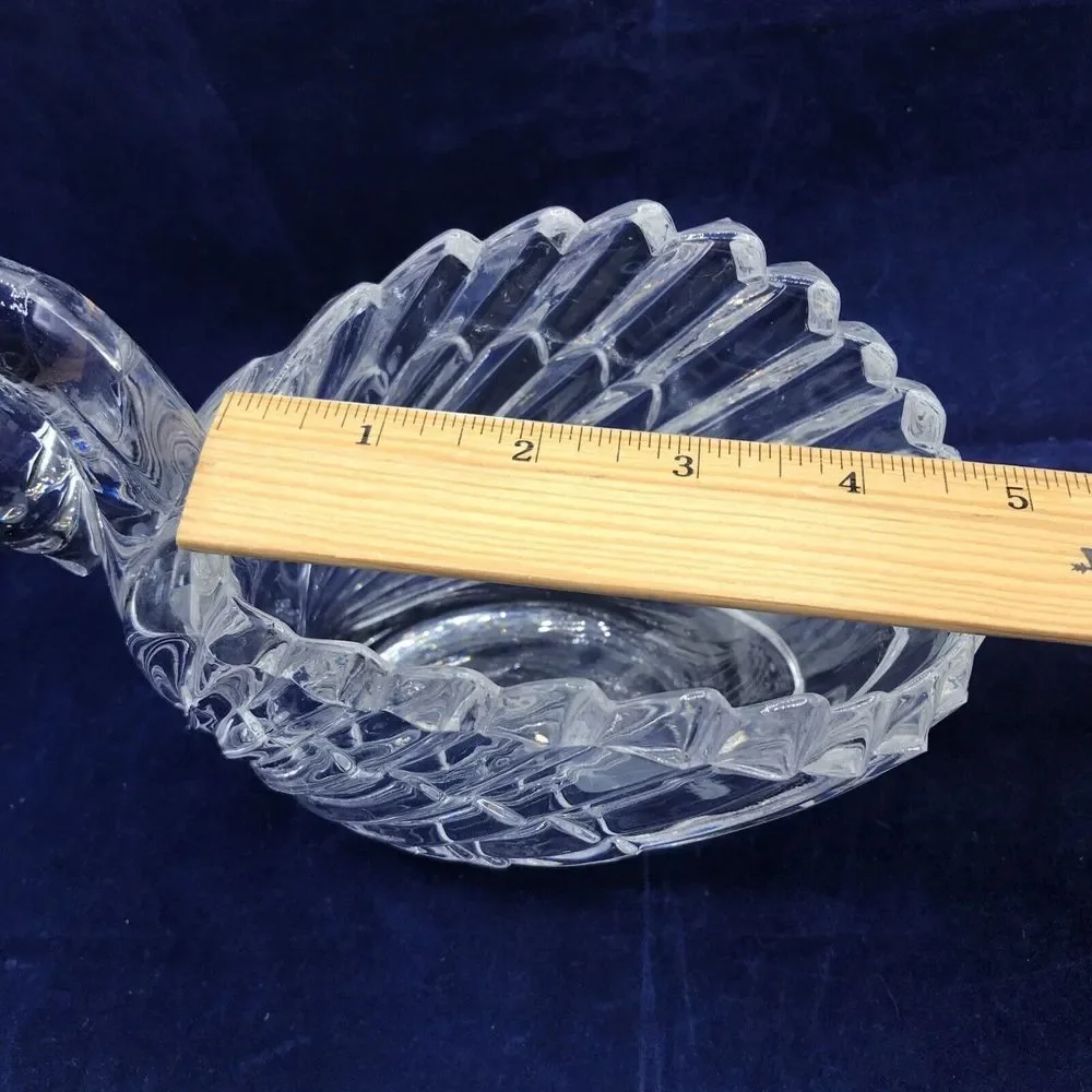 Gloria Vanderbilt Crystal Glass‎ Swan Candy Dish Bowl Signed